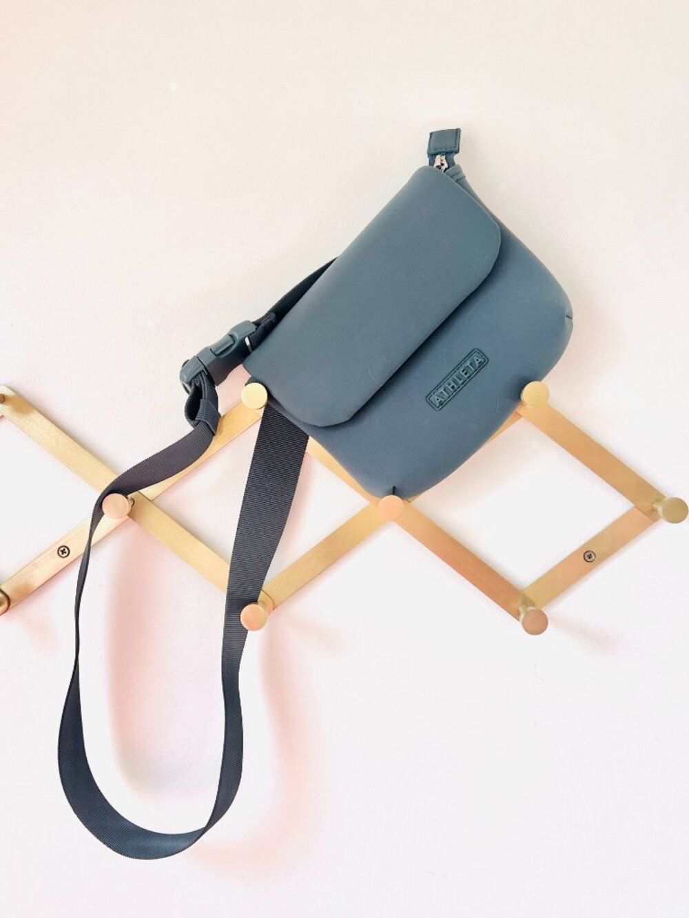 Athleta Excursion Diem Crossbody, Grey Teal, Neoprene, Sporty and Roomy!